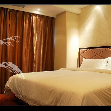City Ideal Hotel - Чэнду Экстерьер фото